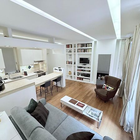 Campo Dei Fiori Modern Apartment With Terrace روما المظهر الخارجي الصورة