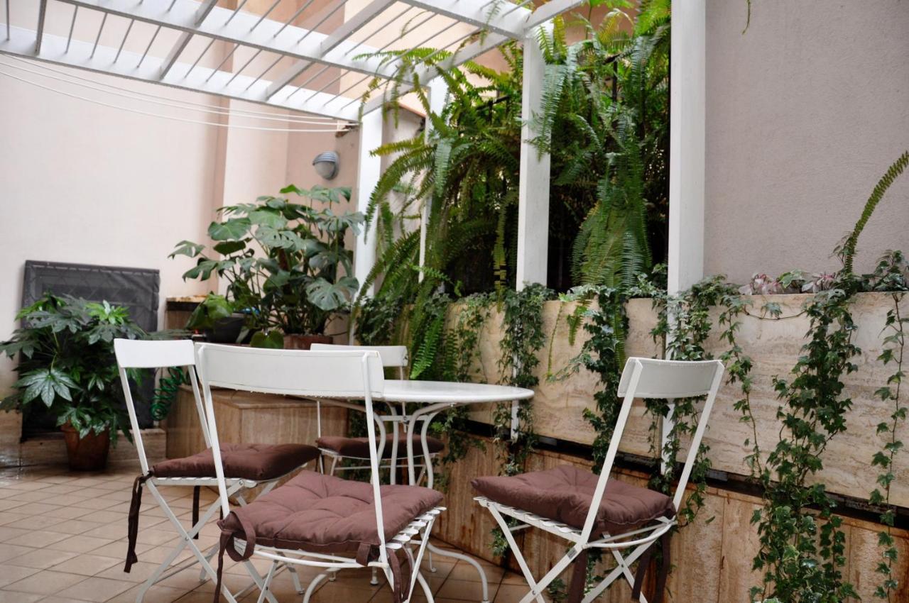 Campo Dei Fiori Modern Apartment With Terrace روما المظهر الخارجي الصورة