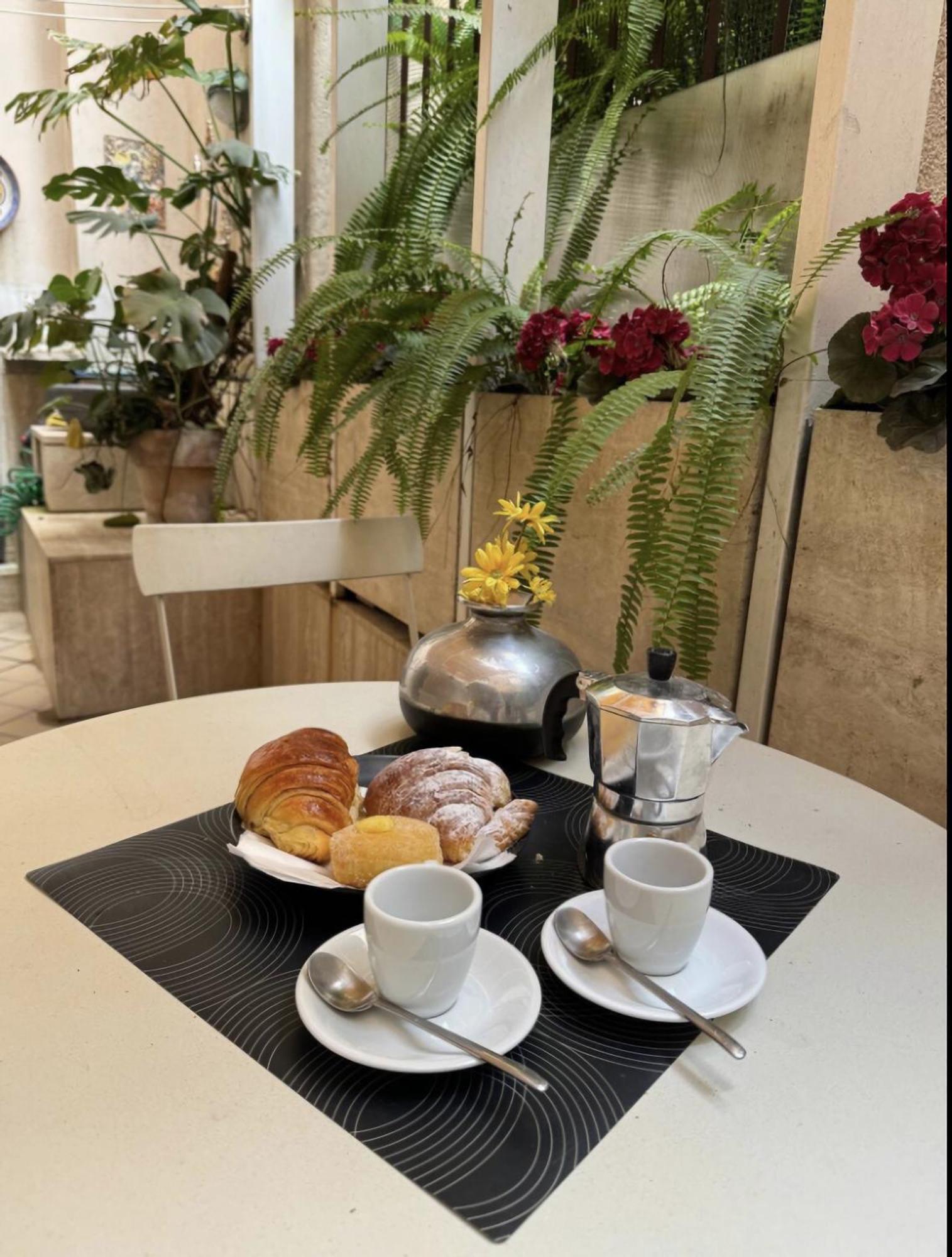 Campo Dei Fiori Modern Apartment With Terrace روما المظهر الخارجي الصورة