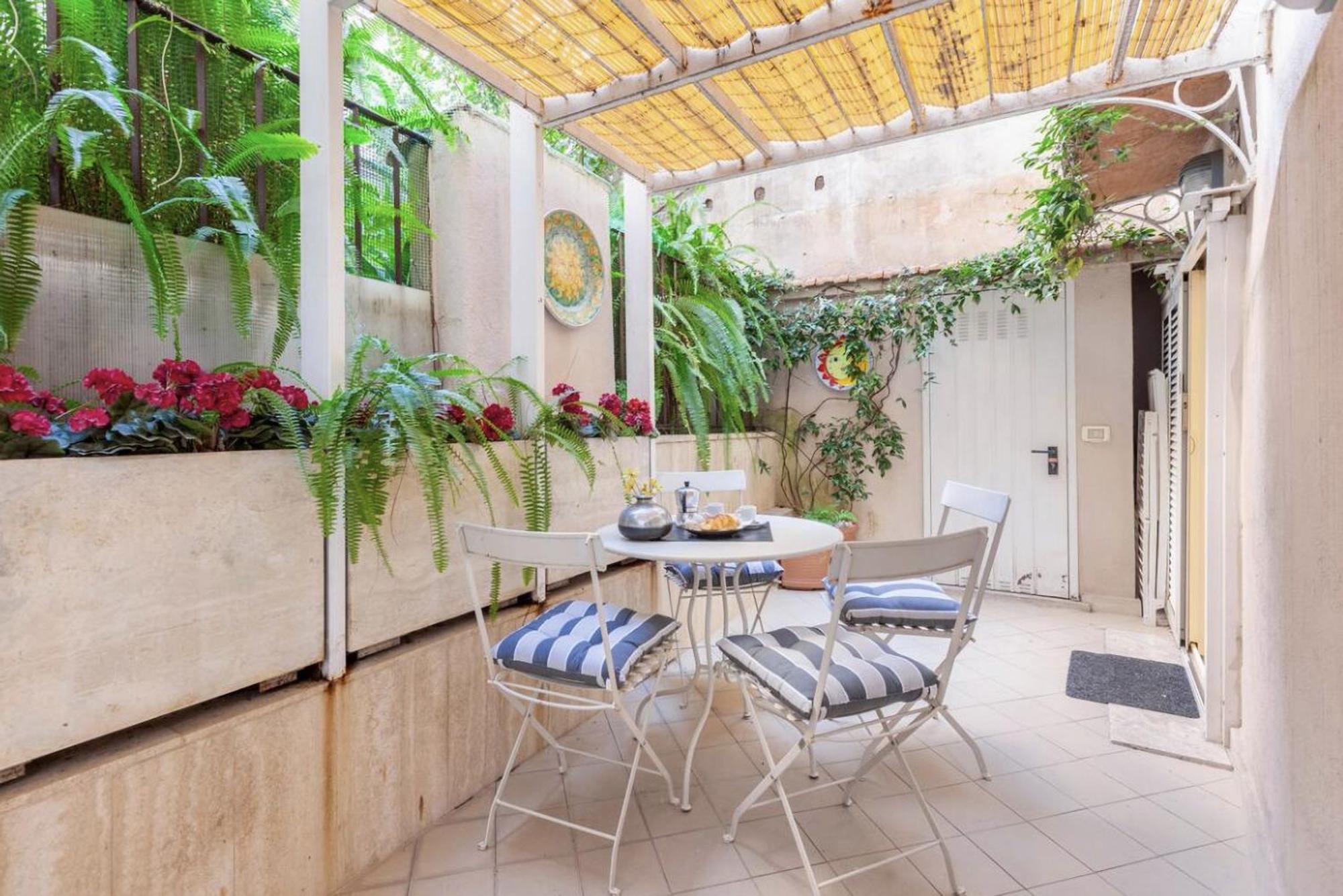 Campo Dei Fiori Modern Apartment With Terrace روما المظهر الخارجي الصورة