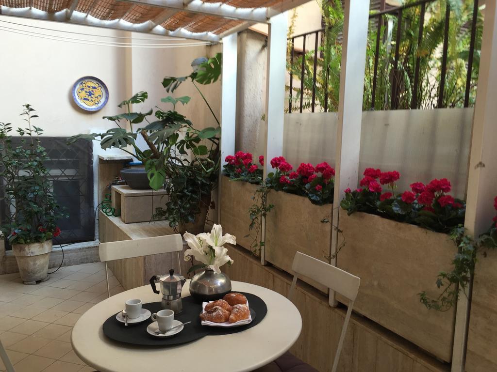 Campo Dei Fiori Modern Apartment With Terrace روما المظهر الخارجي الصورة